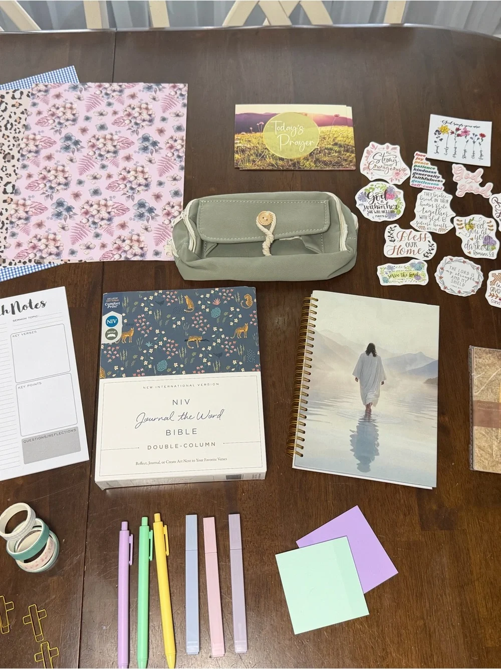 NEW Christian Bible Journaling Gift Set. NIV Bible + 20+ accessories